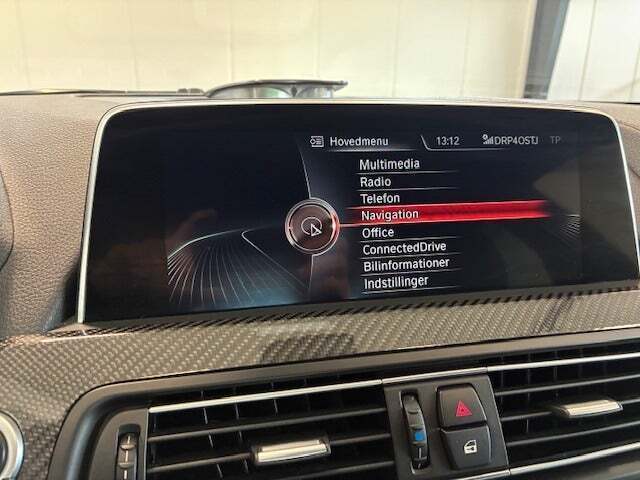 Sort BMW M6 fra 2015