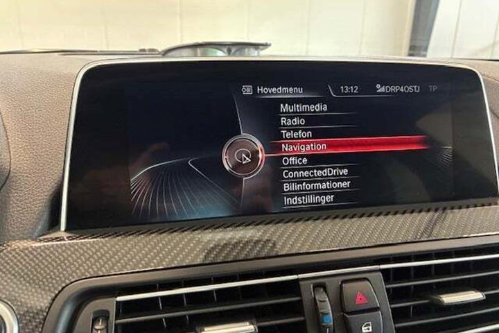 Sort BMW M6 fra 2015