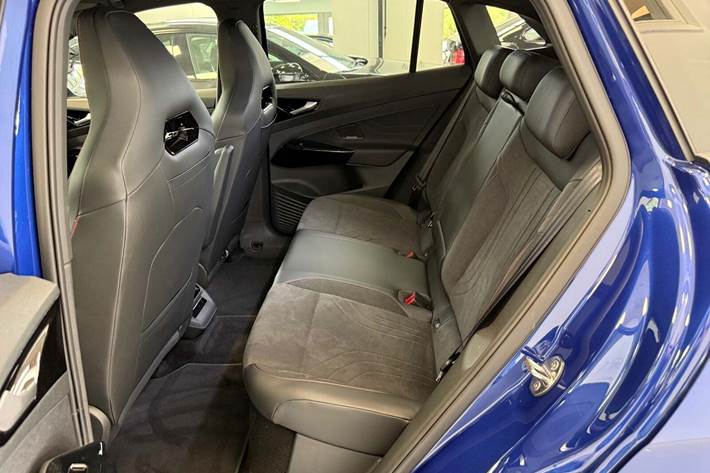 Blå VW ID.4 fra 2025