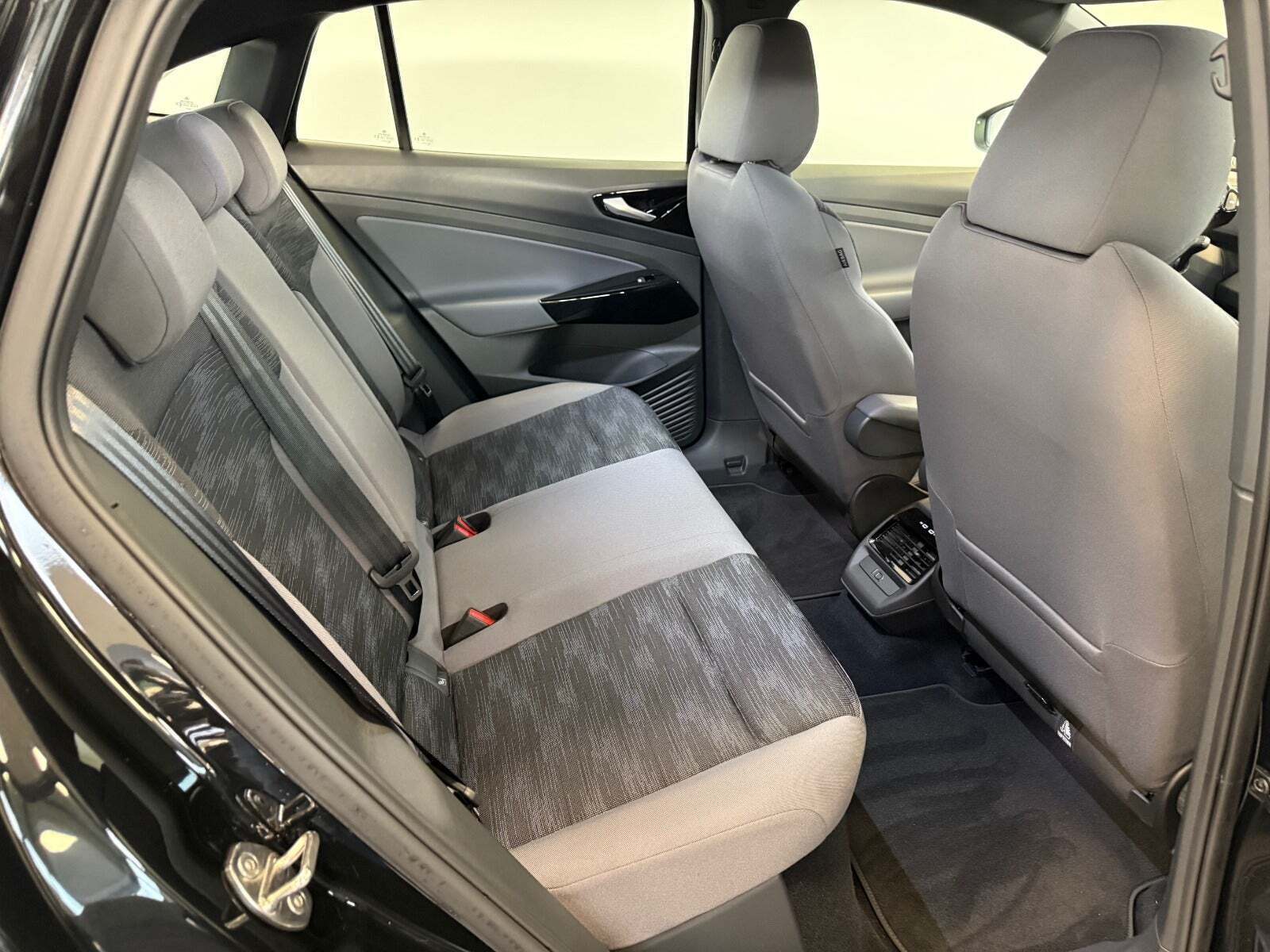 Sort VW ID.5 fra 2024