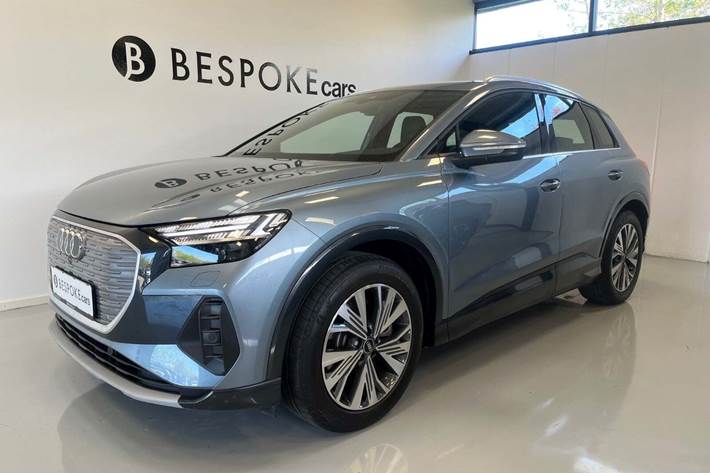 Blå Audi Q4 e-tron fra 2022