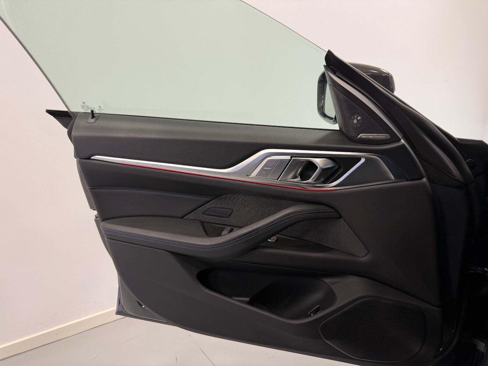 Grå BMW i4 fra 2022