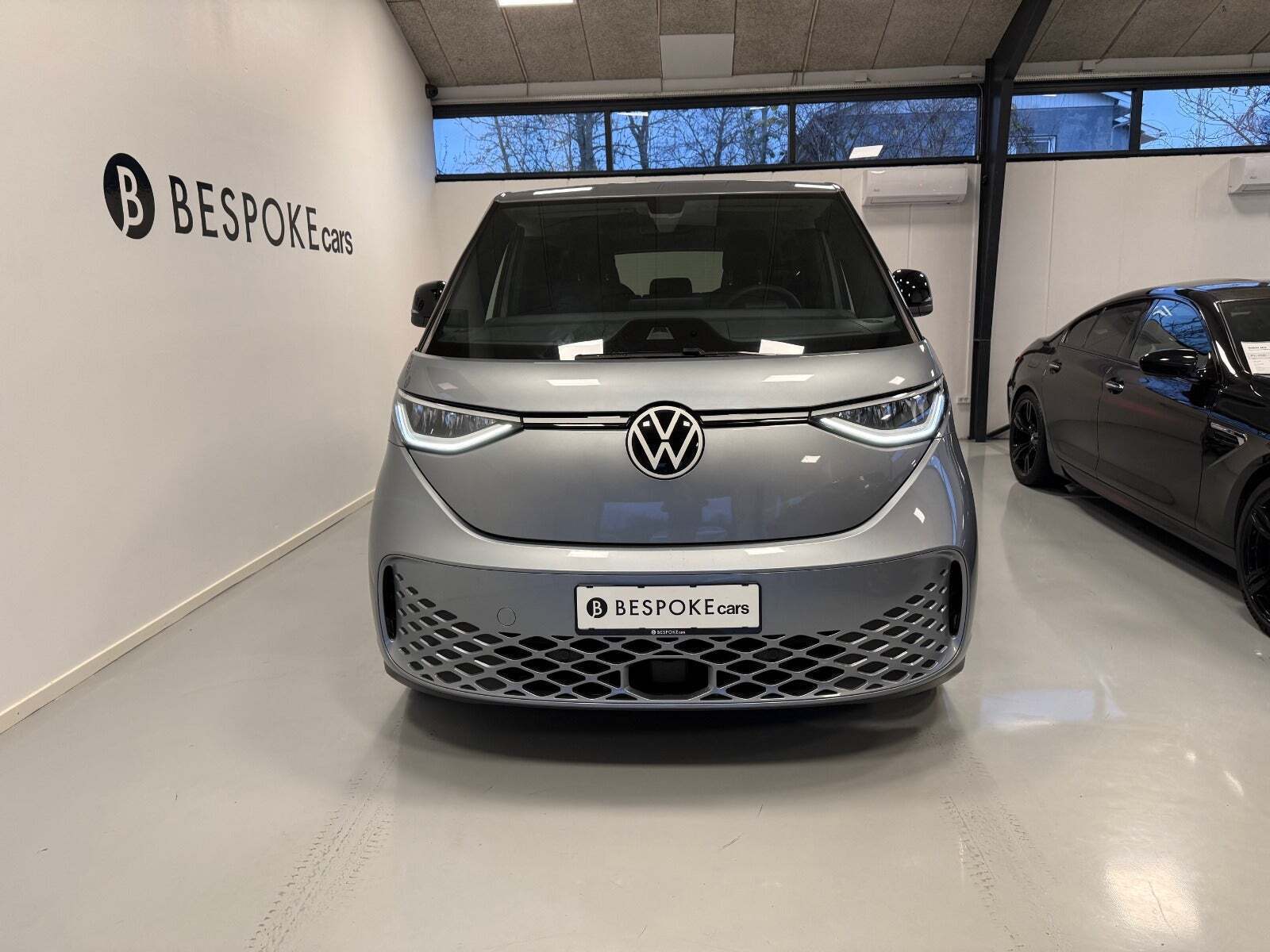 VW ID.Buzz 77 Pro SWB