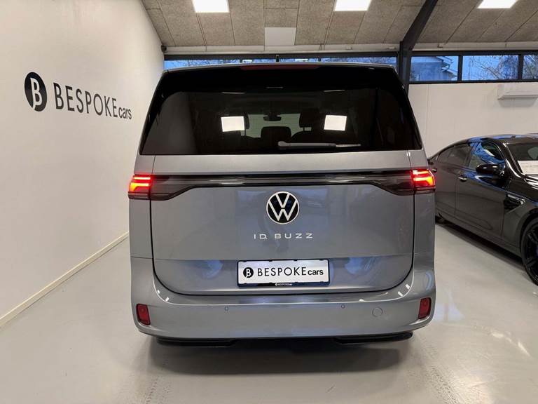 VW ID.Buzz 77 Pro SWB