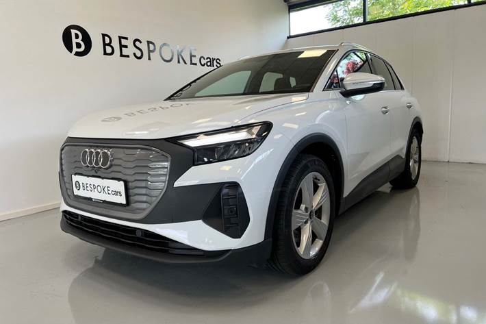 Hvid Audi Q4 e-tron fra 2022