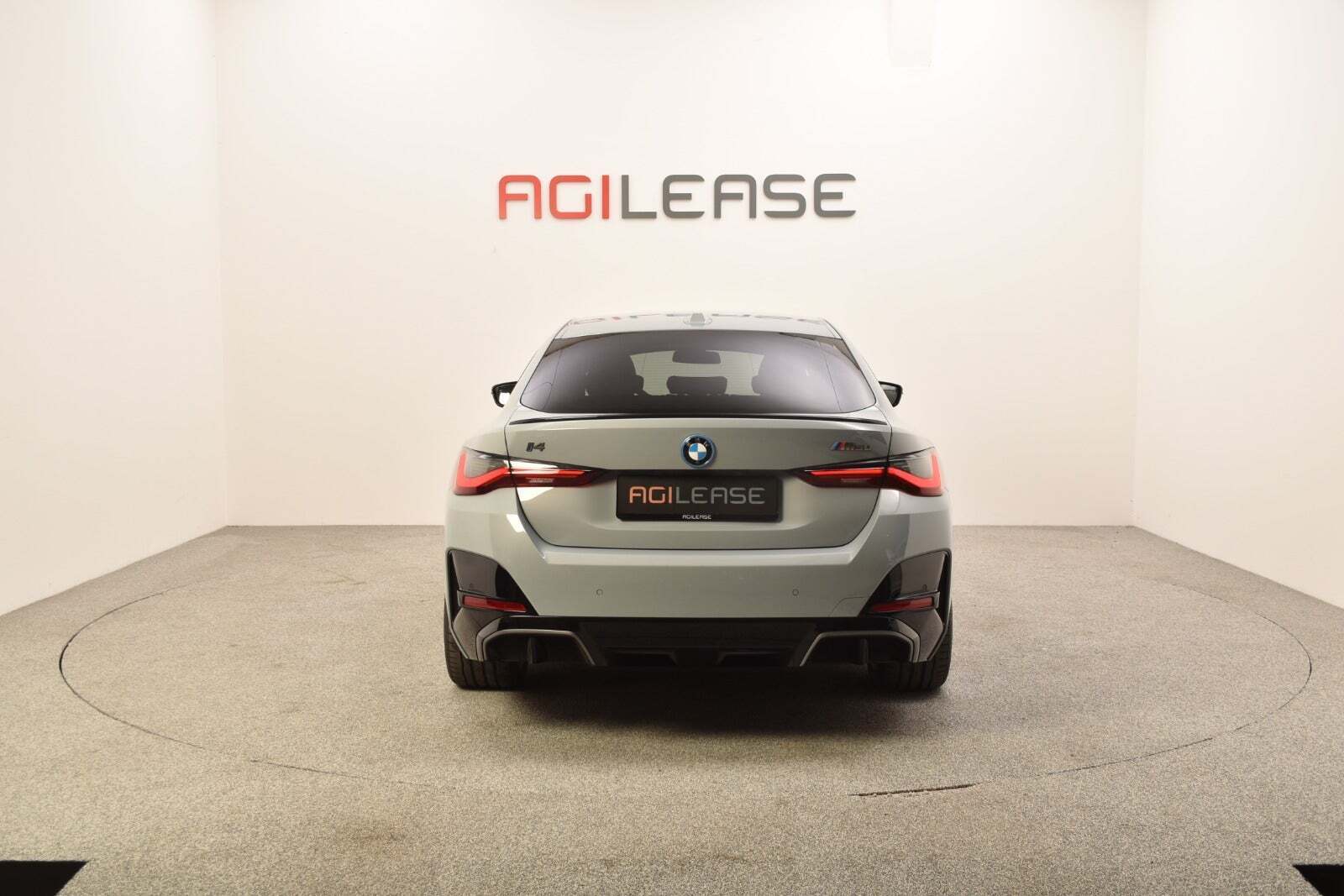 Grå BMW i4 fra 2022