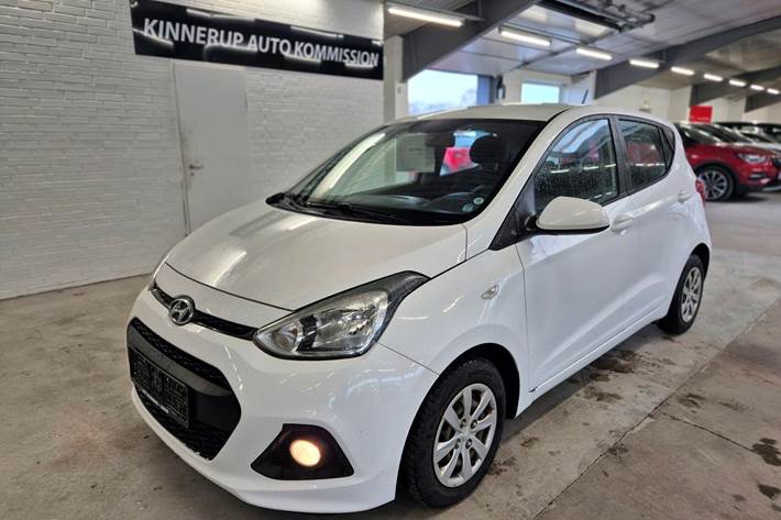 Hvid Hyundai i10 fra 2016