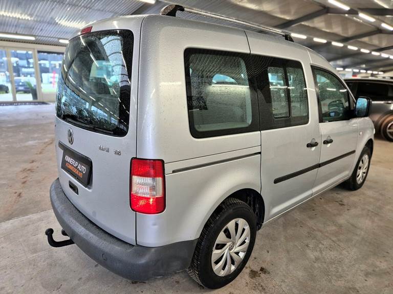 VW Caddy 1,6 16V 102HK
