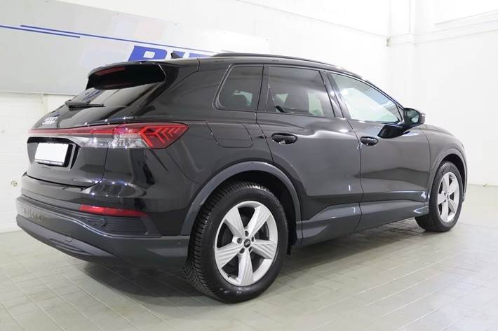 Sort Audi Q4 fra 2023