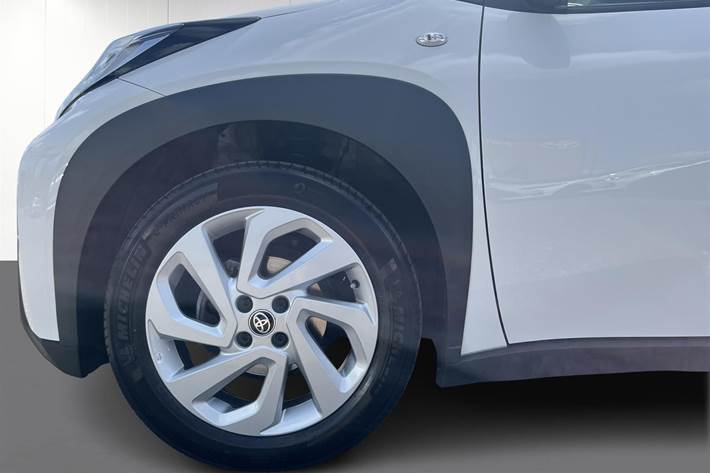 Hvid Toyota Aygo X fra 2024