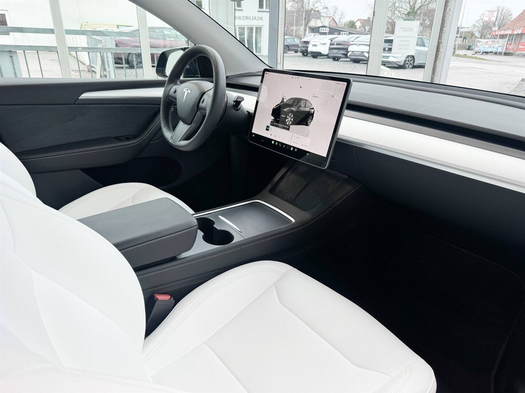 Tesla Model Y EL Long Range AWD 514HK 5d Aut.