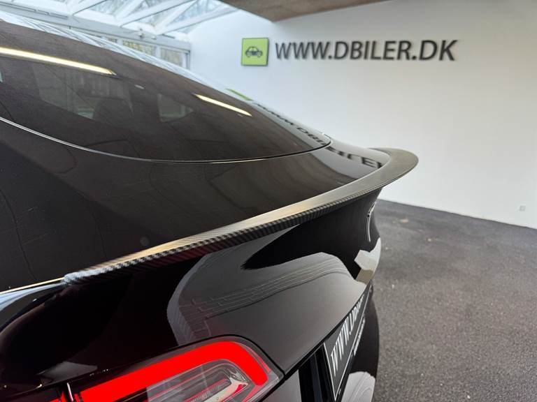 Tesla Model Y EL Long Range AWD 514HK 5d Aut.