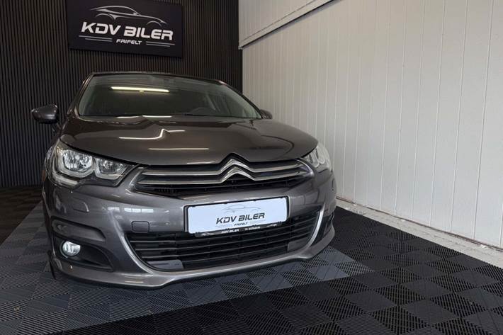 Sort Citroën C4 fra 2018