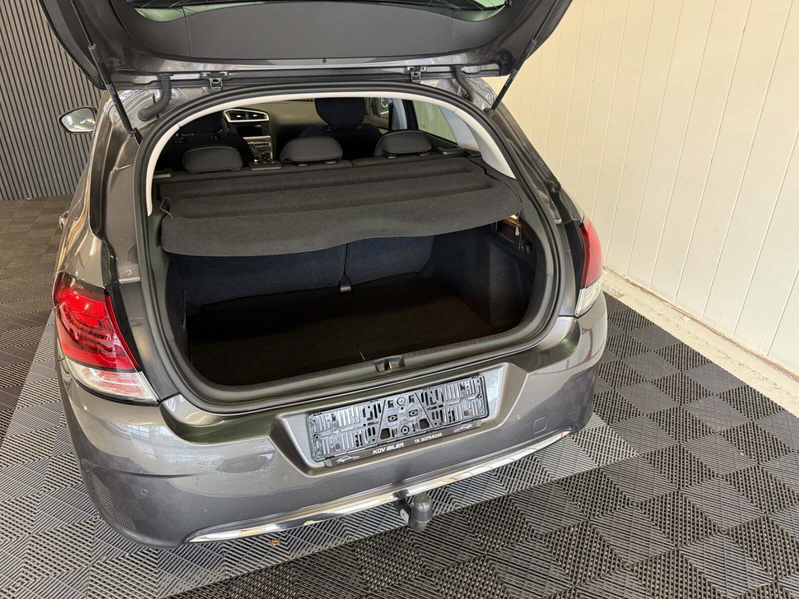 Sort Citroën C4 fra 2018