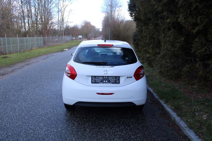 undefined Peugeot 208 fra 2014