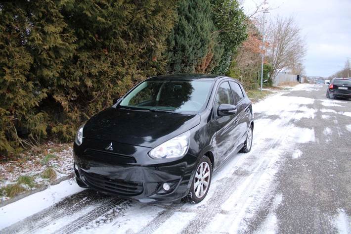 undefined Mitsubishi Space Star fra 2015