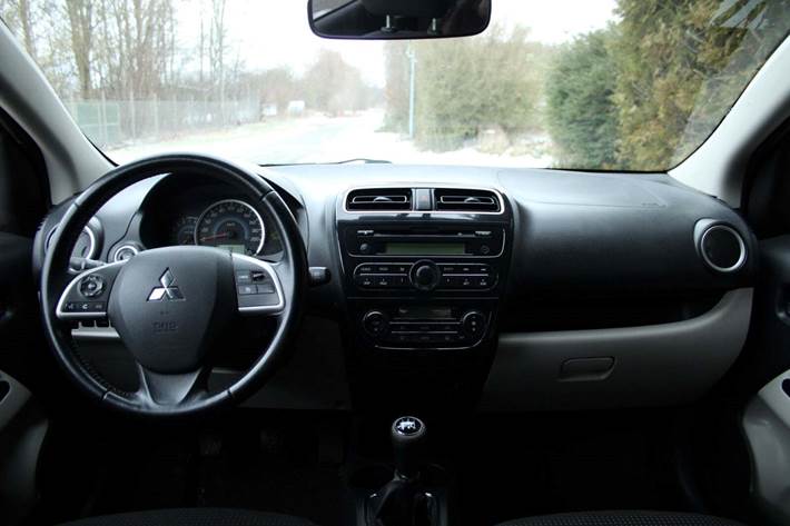 undefined Mitsubishi Space Star fra 2015