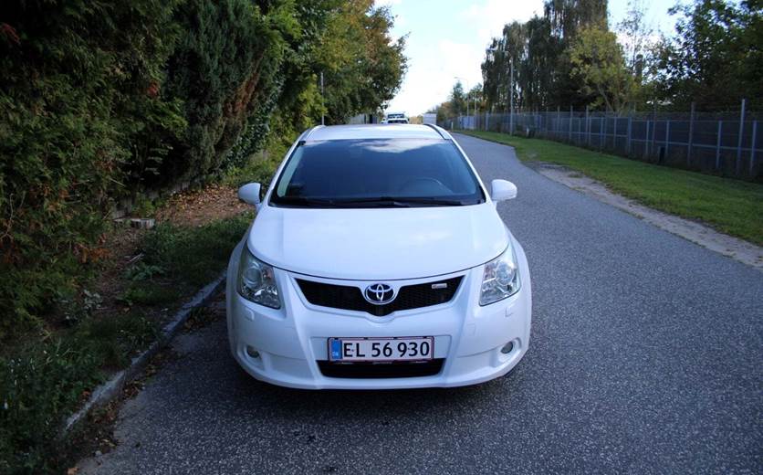 Toyota Avensis 1,6 VVT-i T1 stc.