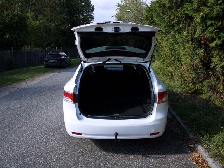 Toyota Avensis 1,6 VVT-i T1 stc.