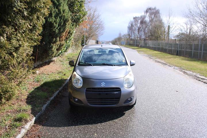 undefined Suzuki Alto fra 2012 set udefra