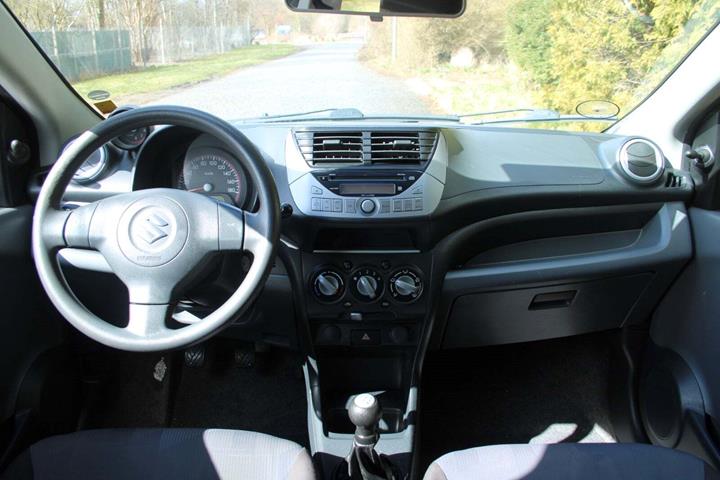 undefined Suzuki Alto fra 2012
