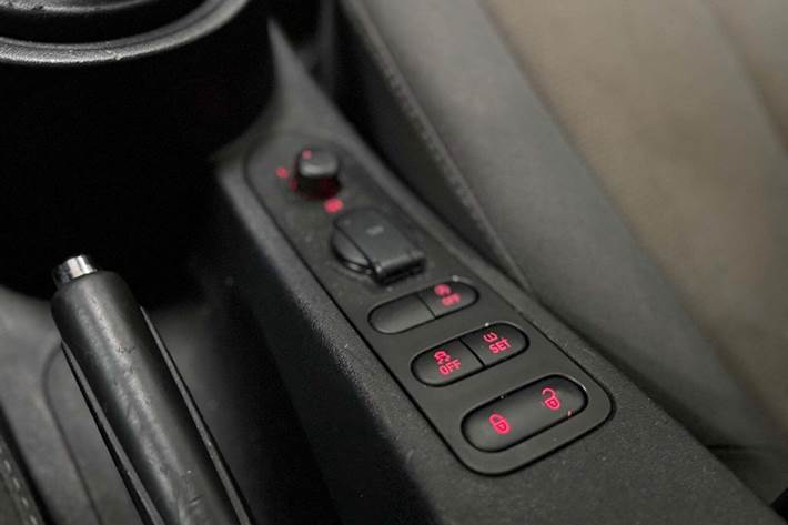 Grå Seat Leon fra 2011