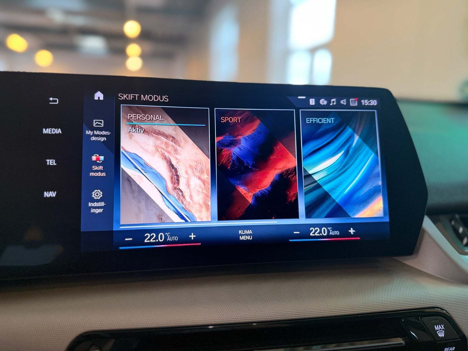 Hvid BMW iX1 fra 2023