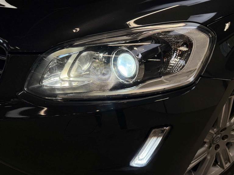 Volvo XC60 2,0 D4 190 Summum aut.