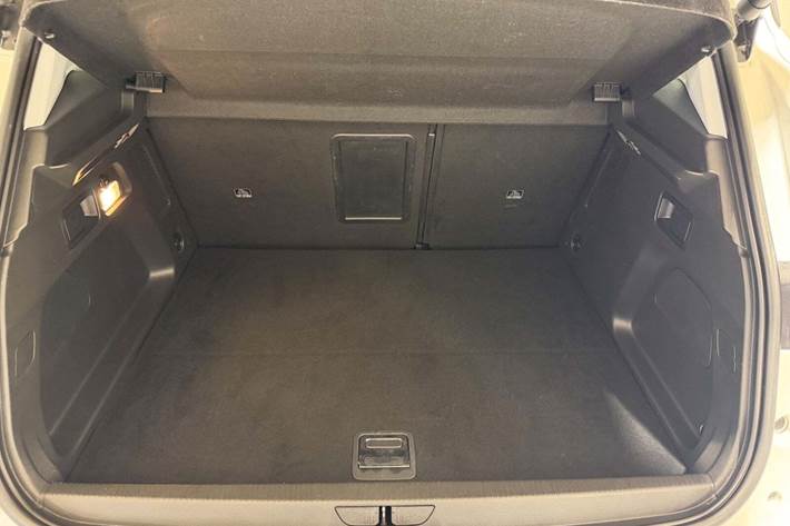 Hvid Opel Grandland X fra 2021