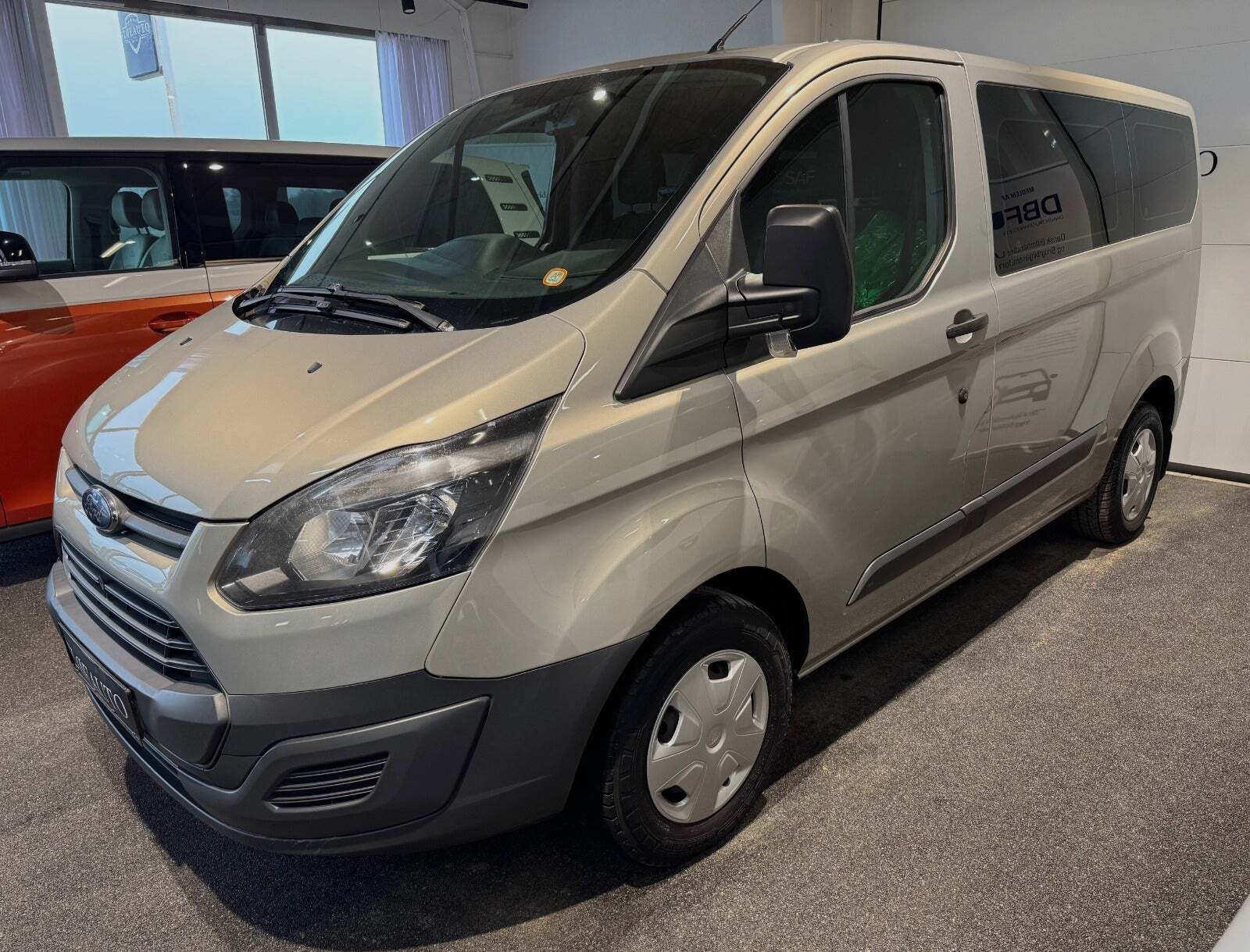 undefined Ford Transit Custom Kombi 310 L1 fra 2013 set udefra