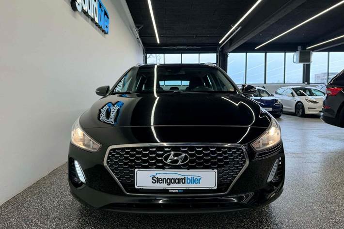 Sort Hyundai i30 fra 2018