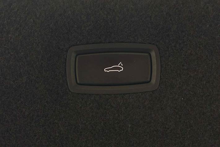 Sort Porsche Taycan 4S fra 2023