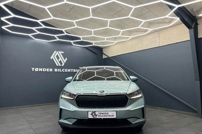 Sølv Skoda Enyaq fra 2023