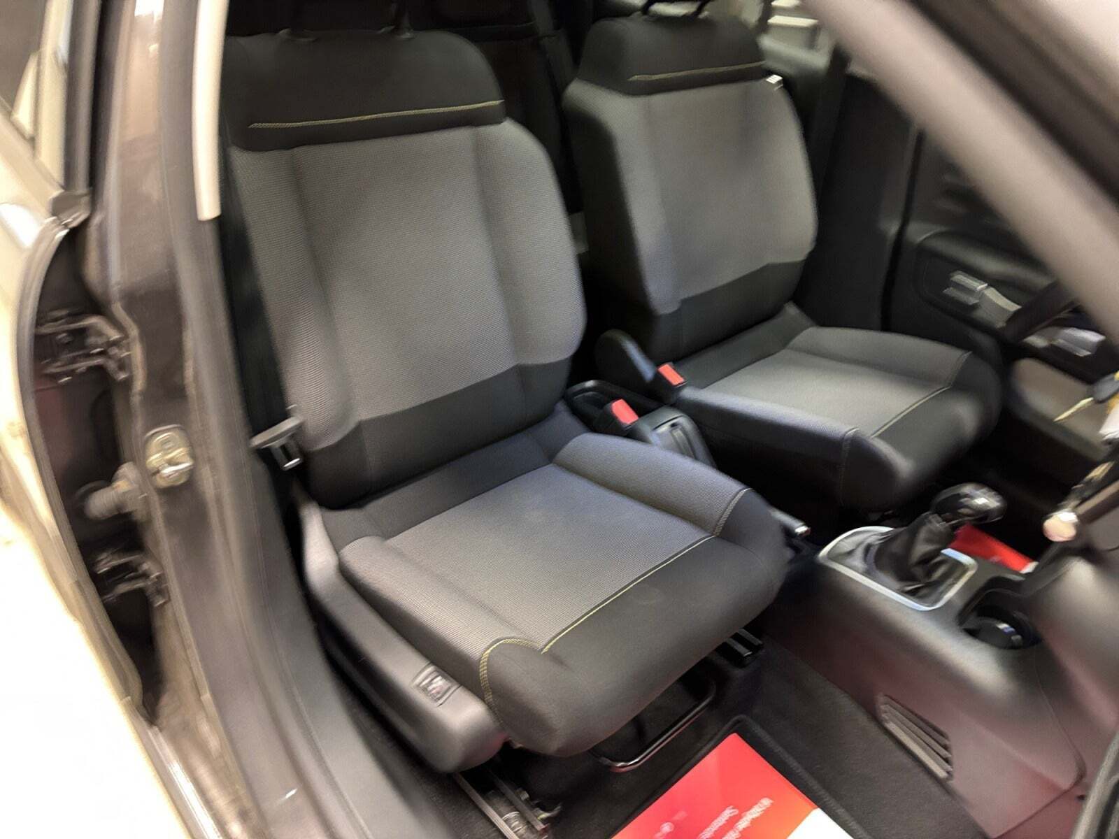 Grå Citroën C3 fra 2019