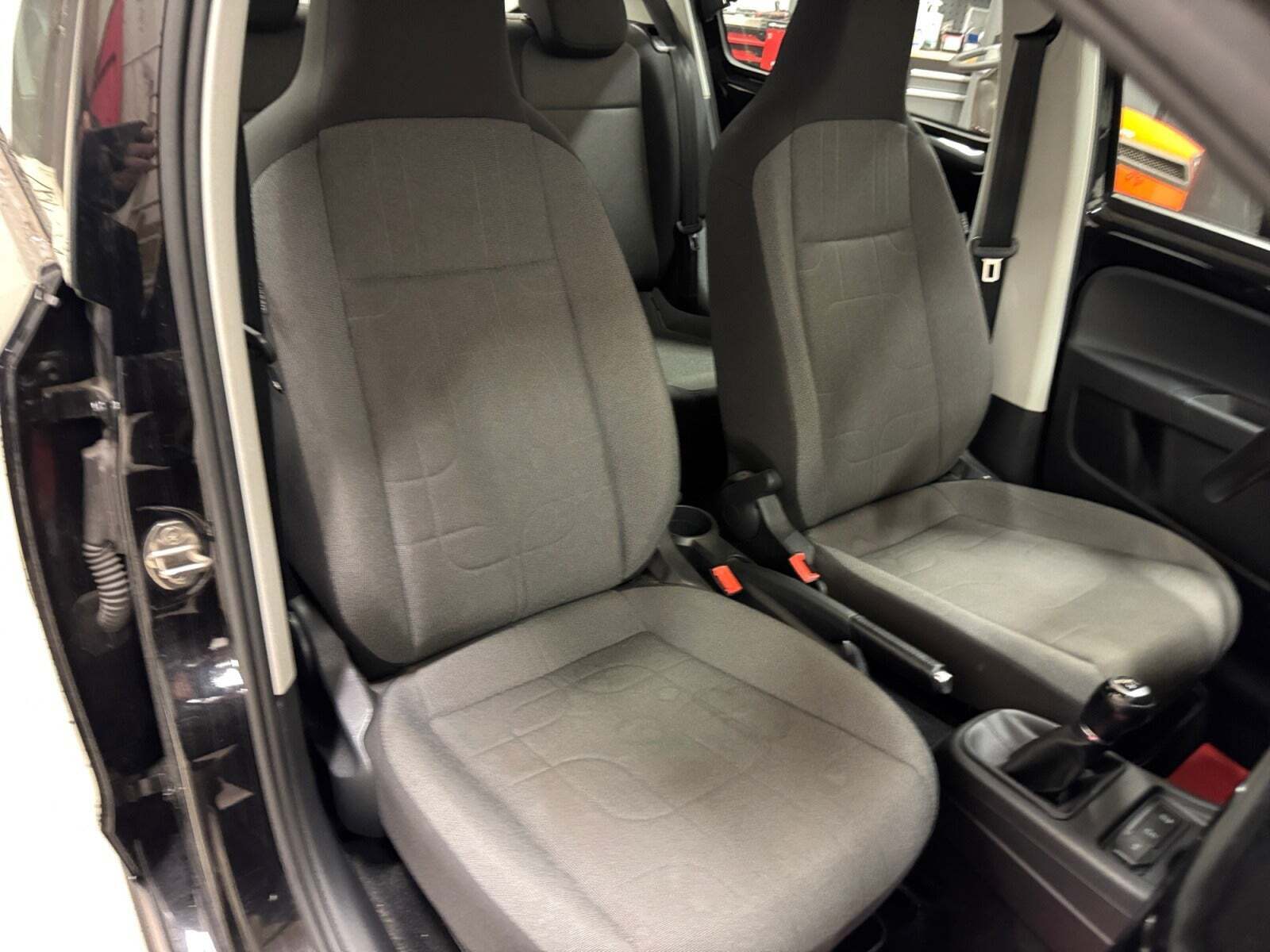 Sort VW UP! fra 2016