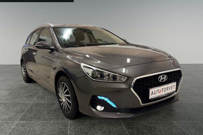 Brun Hyundai i30 fra 2019