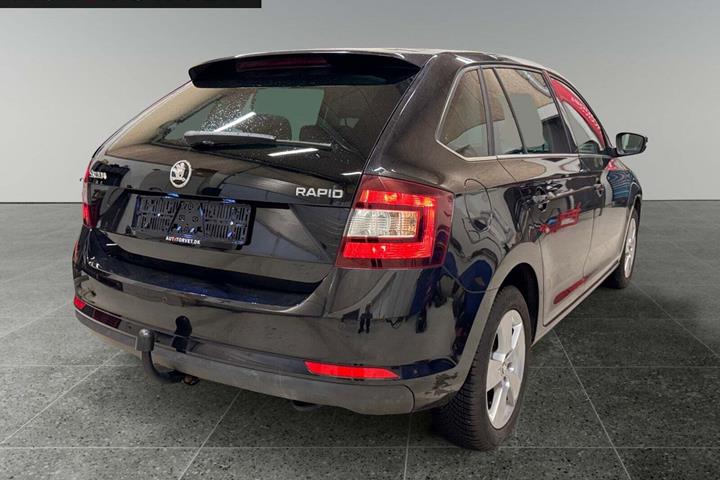 Sort Skoda Rapid fra 2018