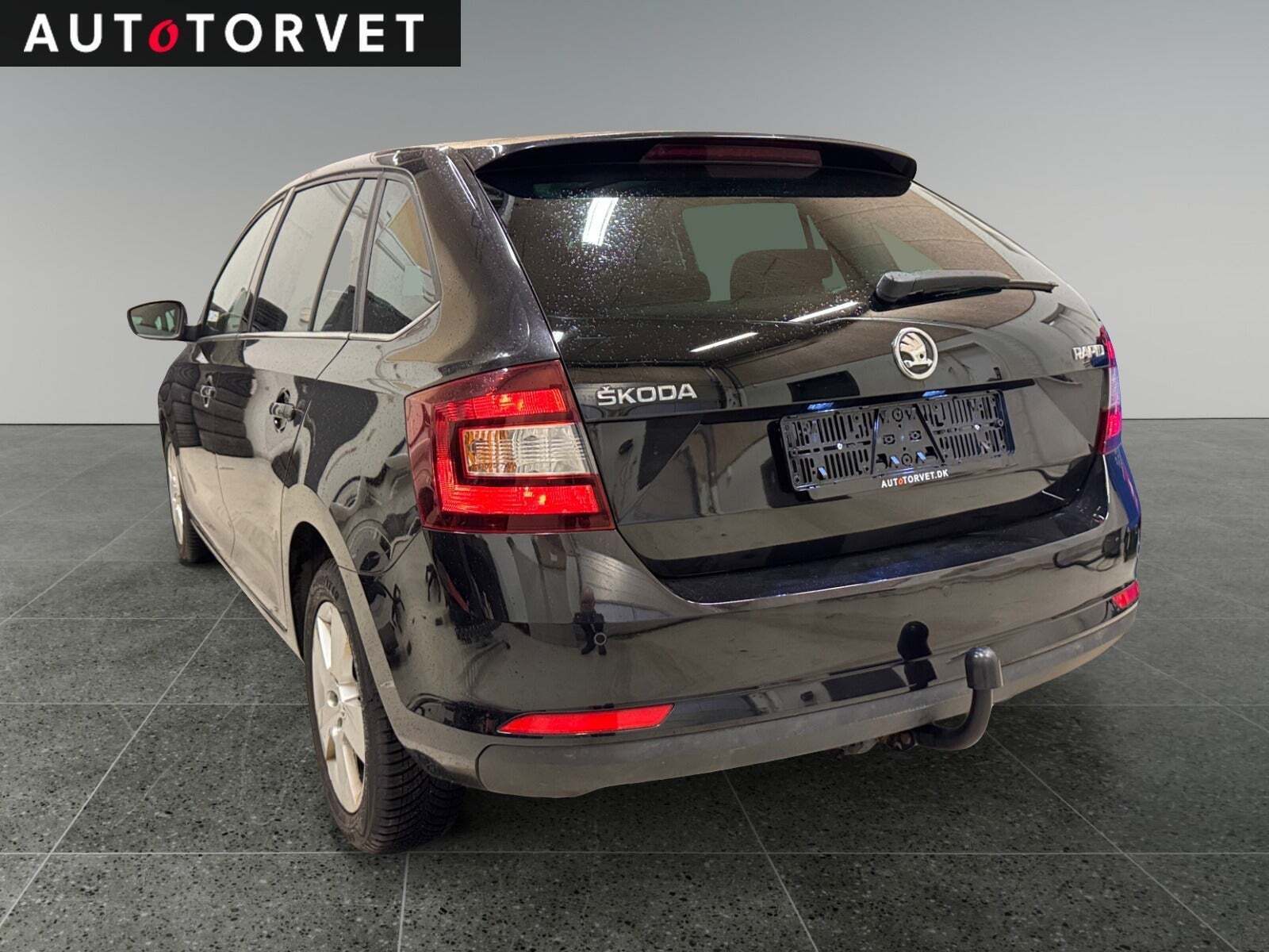Sort Skoda Rapid fra 2018