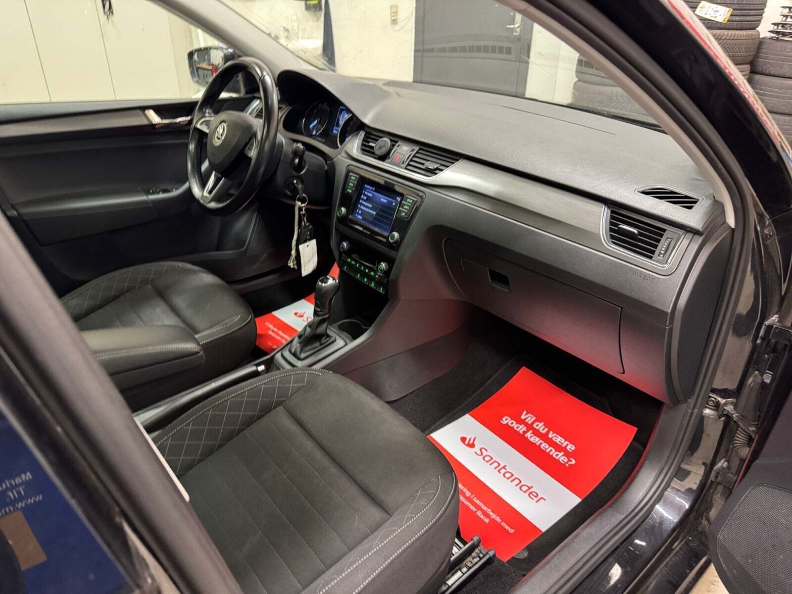 Sort Skoda Rapid fra 2018