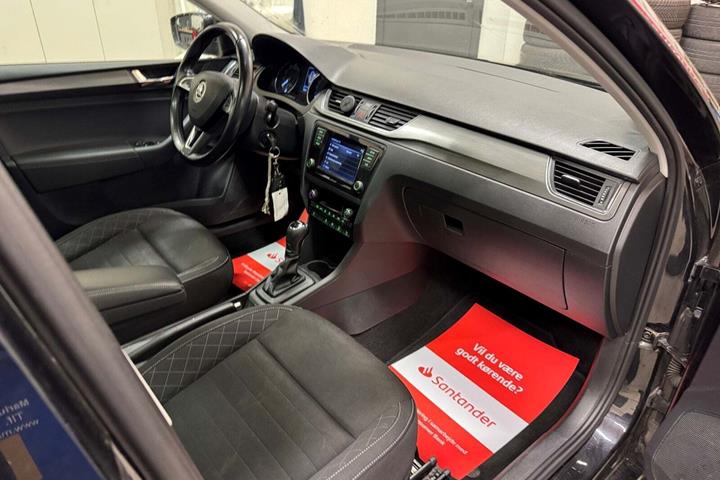 Sort Skoda Rapid fra 2018
