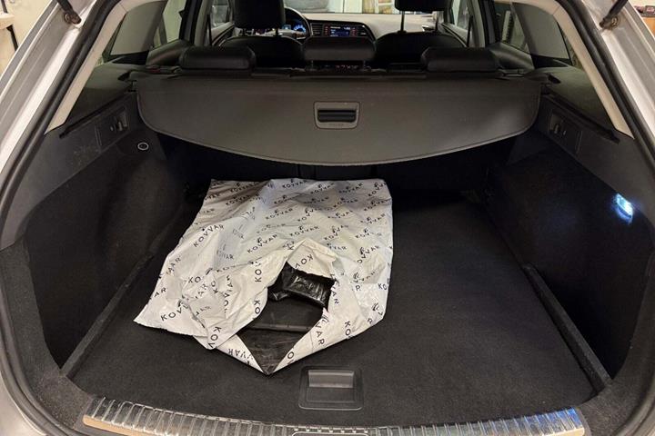 Sølv Seat Leon fra 2015