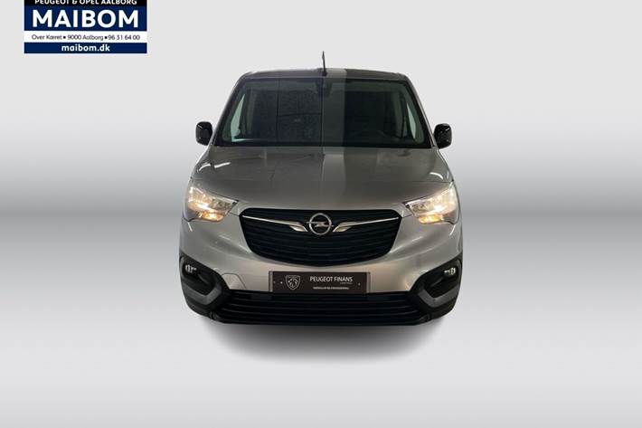 Sølv Opel Combo-e fra 2023