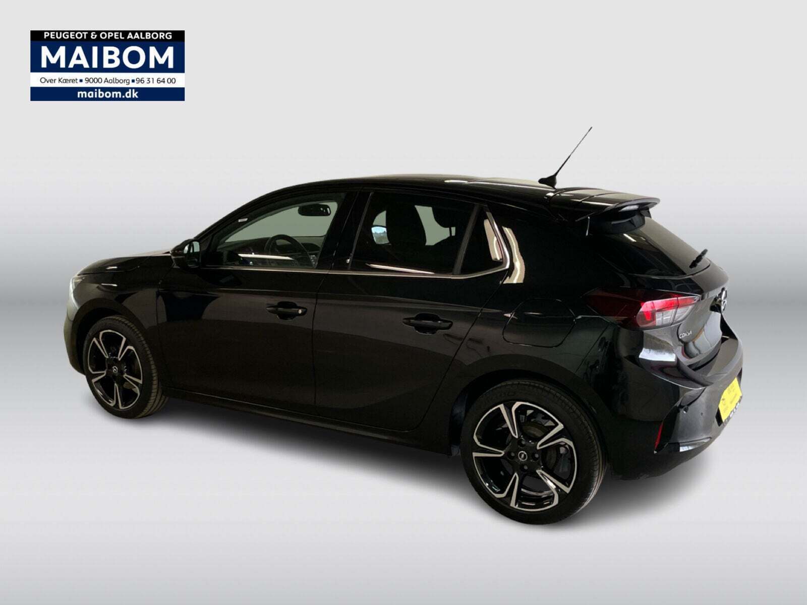 Sort Opel Corsa fra 2022