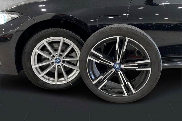 undefined BMW 320e fra 2024