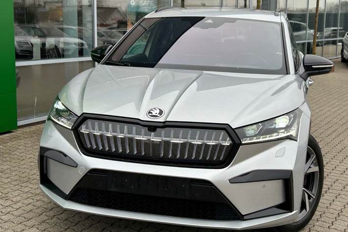 Sølv Skoda Enyaq fra 2023