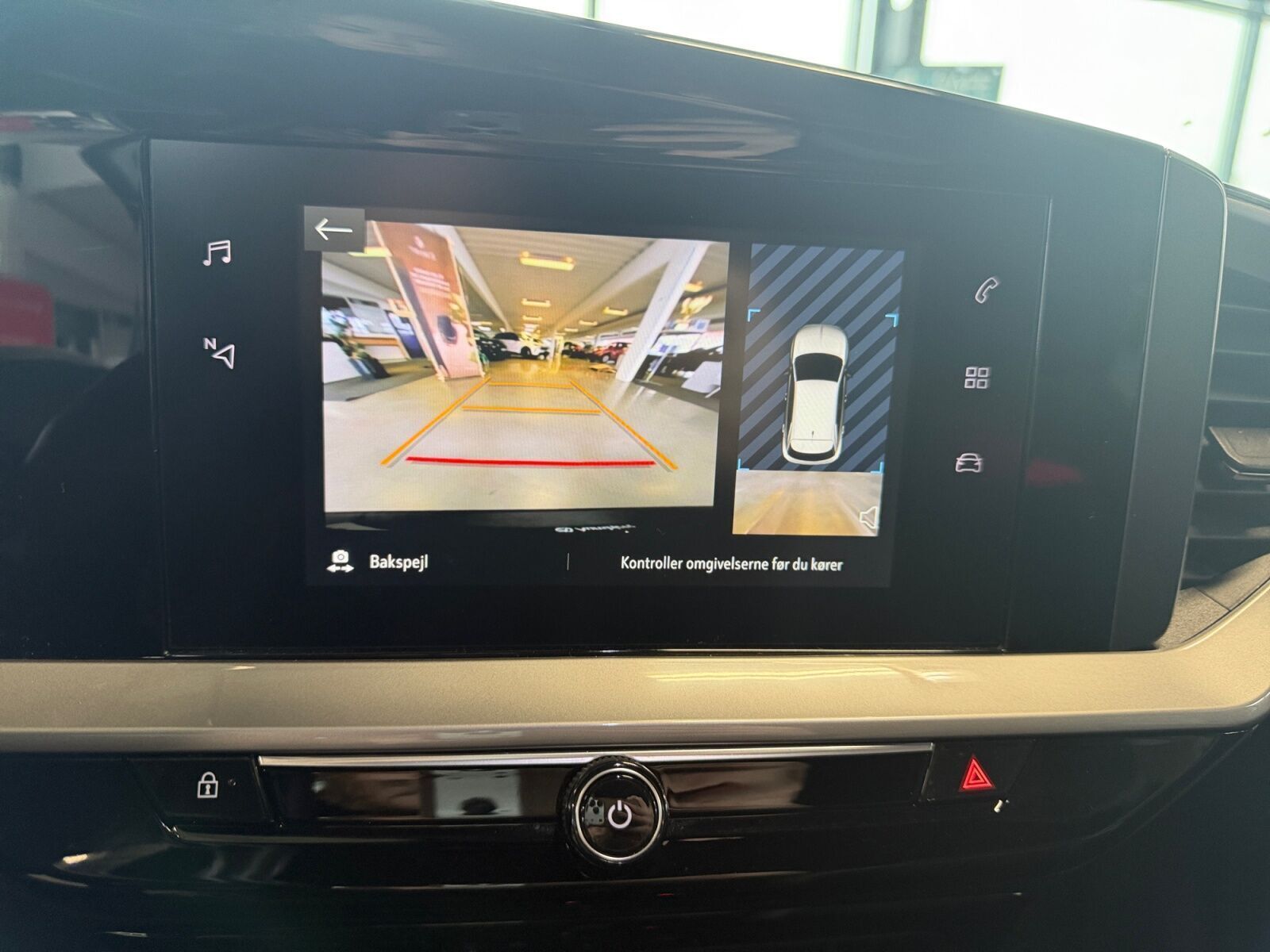 Grøn Opel Mokka-e fra 2022