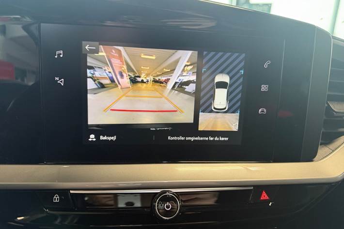 Grøn Opel Mokka-e fra 2022