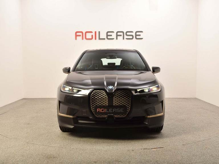 BMW iX xDrive40