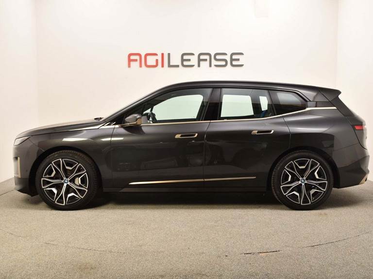BMW iX xDrive40