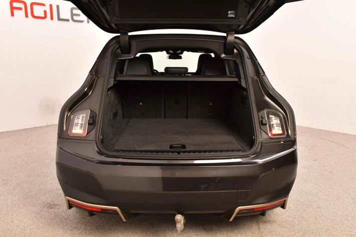 Grå BMW iX fra 2021